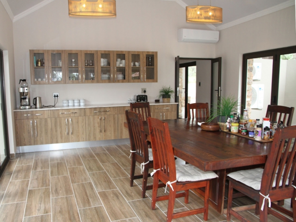 Leeuwfontein-Accommodation01-th.jpg